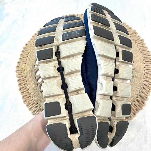 On Running Cloud 5 Coast Denim Midnight Athletic Shoes Navy and White Size 11 - Picture 8 of 9